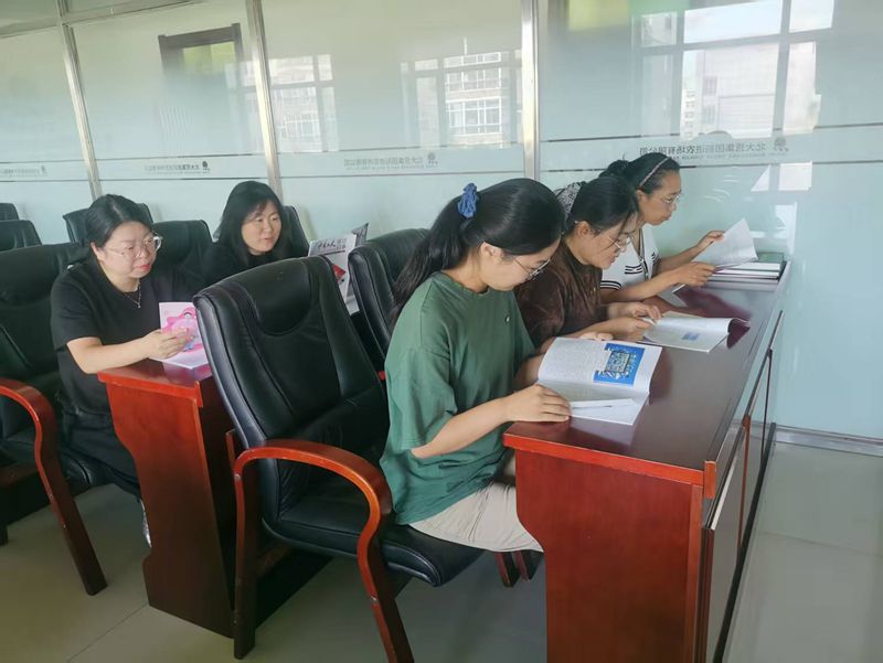 6e40eccf8f69016403e20685a3dbb21e_副本.jpg