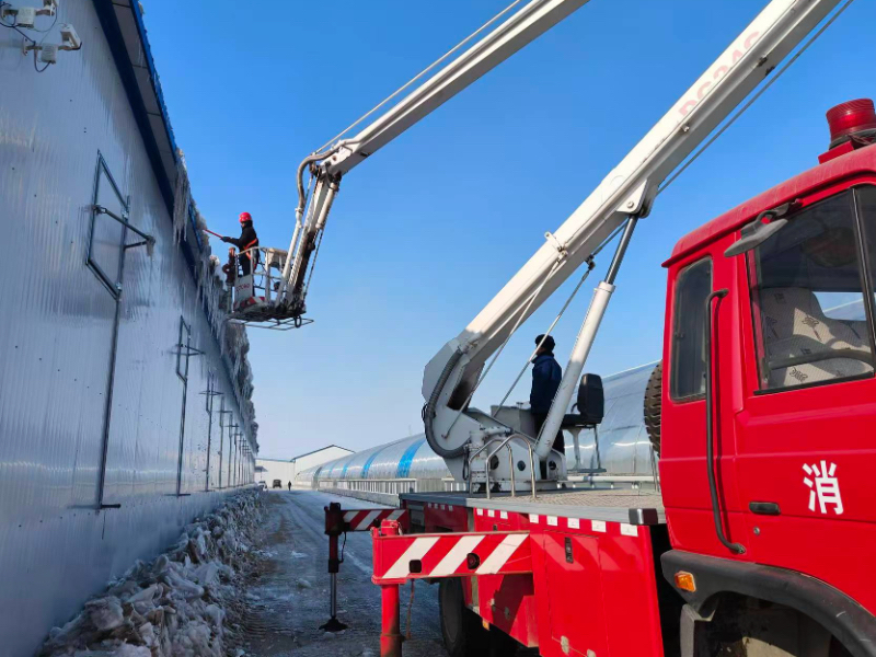 物资存储库清雪.jpg